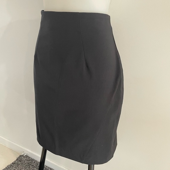 Cue City Black Pencil Skirt - Picture 2 of 8